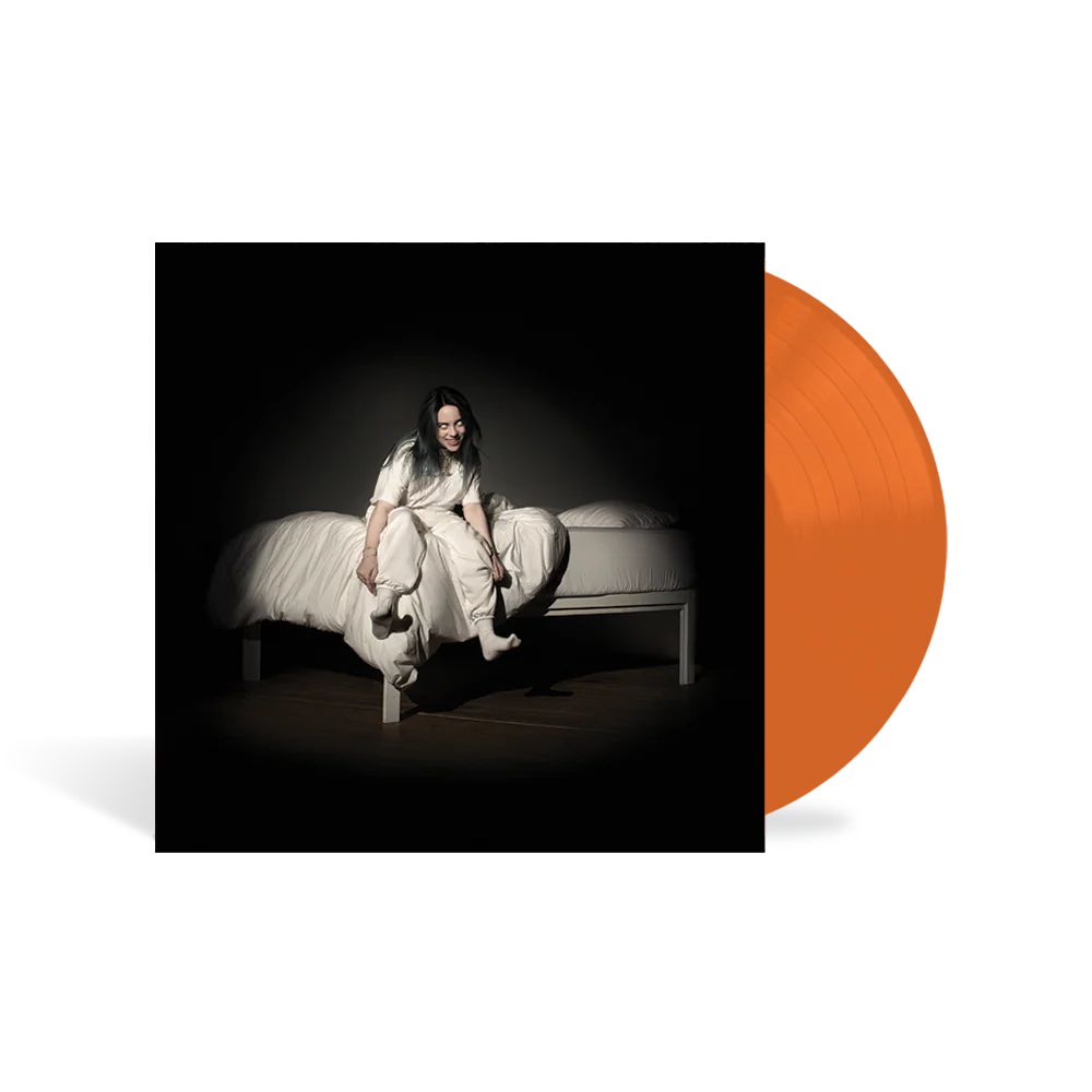 Disco de vinilo naranja de Billie Eilish – WHEN WE ALL FALL ASLEEP, WHERE DO WE GO? en estado usado, con portada visible.