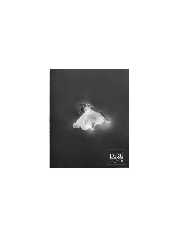 Ariana Grande - Petal tour edition zine